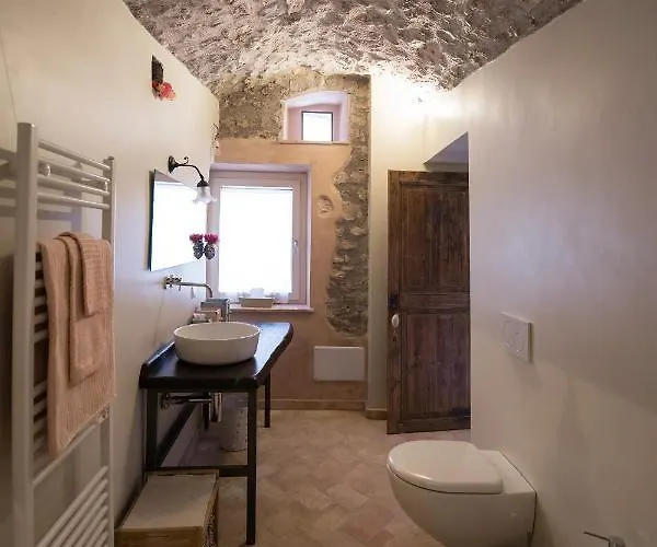Dell'osteria Bed & Breakfast 3*